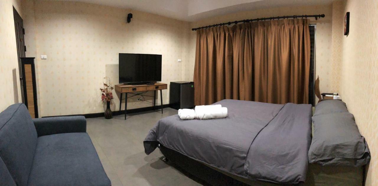 Rooftop Room Паккрет Екстер'єр фото
